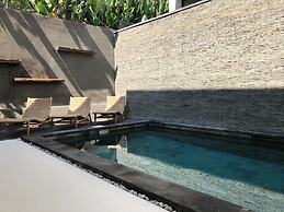 Arama Villas
