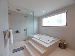 Arama Villas