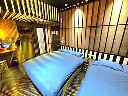 Hexing Hotel