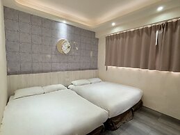 Hexing Hotel