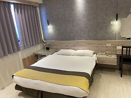 Hexing Hotel