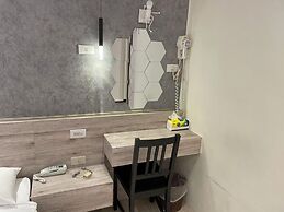 Hexing Hotel
