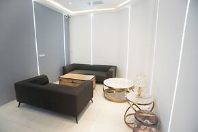 Hexing Hotel