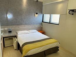 Hexing Hotel