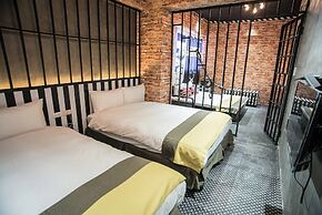 Hexing Hotel