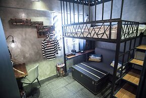 Hexing Hotel