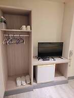 Hexing Hotel