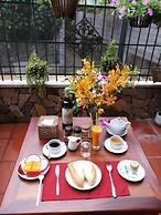 Old Lane Homestay