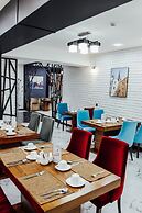 Express City Hotel