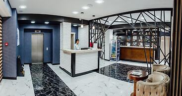 Express City Hotel