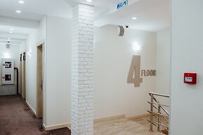 Express City Hotel