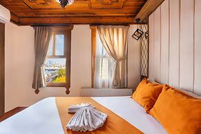 Astra Boutique Hotel