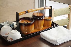 Asakusa Hotel 402