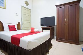 RedDoorz near Pantai Falajawa Ternate