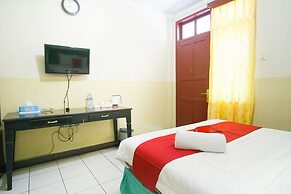 RedDoorz Plus near Pelabuhan Bitung