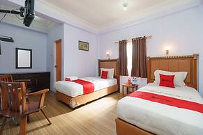 RedDoorz @ Parapat