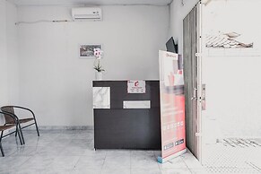 RedDoorz @ Jalan Narada Lampung