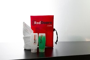 RedDoorz near Paralayang Batu