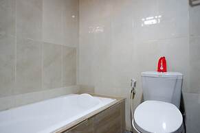 RedDoorz Plus @ Cameloan Hotel Palu