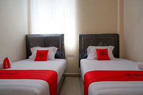 RedDoorz near Millenium Waterpark Palu