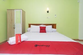 RedDoorz @ Frans Seda Kupang