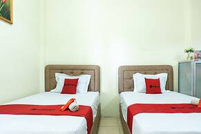 RedDoorz @ Gatot Subroto Ende