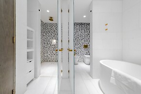 EDEN'S Homes & Villas - FIVE Residences