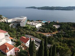 Apartmani D & J