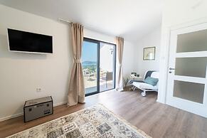 Apartmani D & J