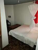 Guest House Hotel Chrisna - Hostel