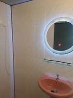 Guest House Hotel Chrisna - Hostel