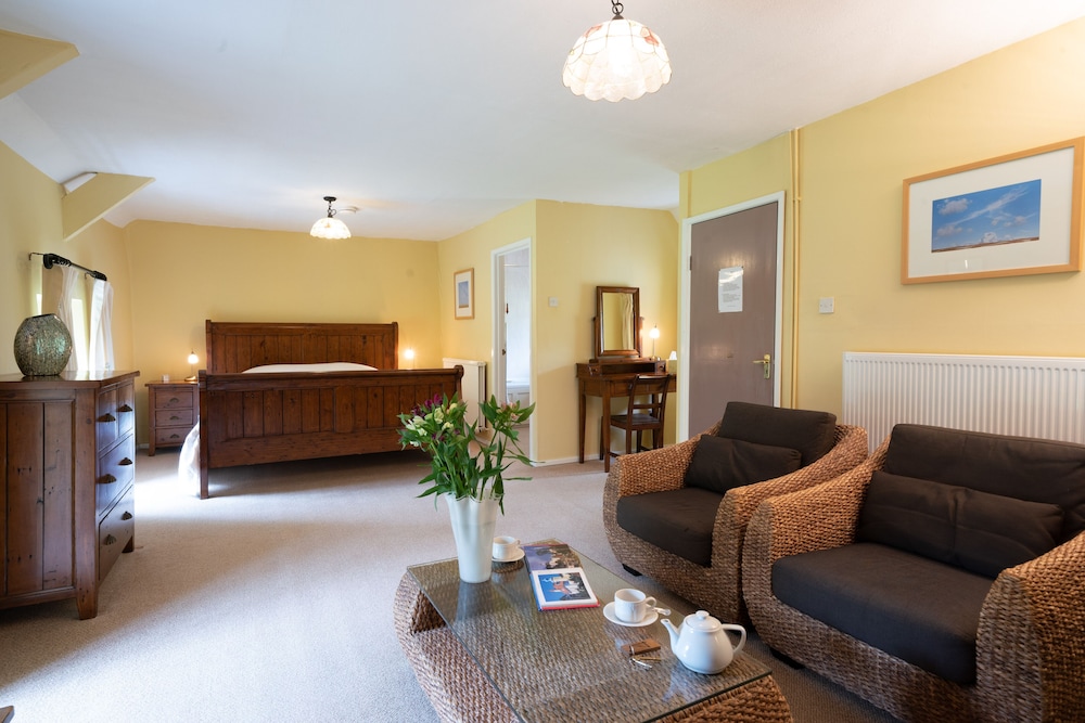 Tŷ Mawr Country Hotel