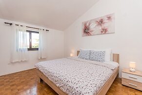 Apartment Lucija