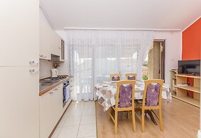 Apartments Mira I