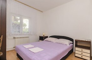Apartments Mira I