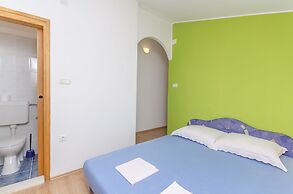 Apartments Mira I