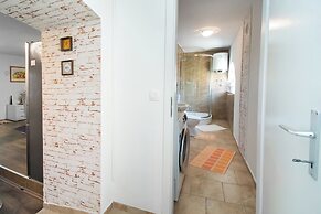 Apartment Kameni Dvori
