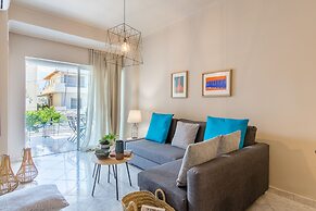 Nautilus Charm Apartment