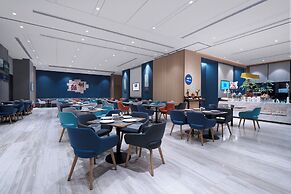 Holiday Inn Express Pengzhou Downtown by IHG