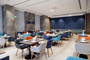 Holiday Inn Express Pengzhou Downtown by IHG