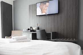 SL'otel im Parforcehaus
