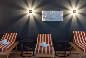 SL'otel im Parforcehaus