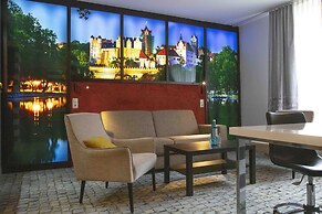 SL'otel im Parforcehaus