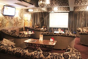 Berejki Hall
