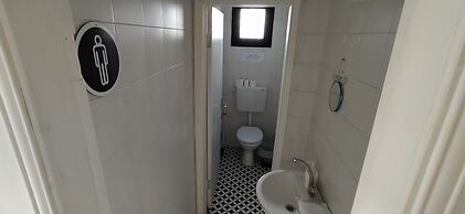 MOUNT41 Hostel