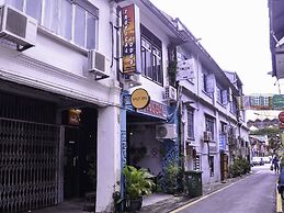 Hotel O Tropical Lodge
