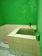 Penginapan 99