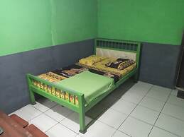 Penginapan 99