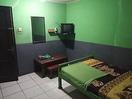 Penginapan 99