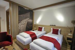 Hotel Emen